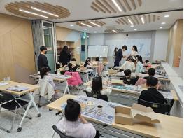 청소년 자원순환활동 [커피박 캔들 만들기] 진행 탄소중립 활동을 위한 업사이클링 활동 기사 이미지