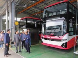 오후석 부지사, 2층 전기버스 제작현장 찾아 조기투입 당부 기사 이미지