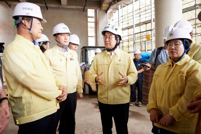 “김동연 ‘산업재해 없는 경기도’… 현장서 3대 다짐” 기사 이미지