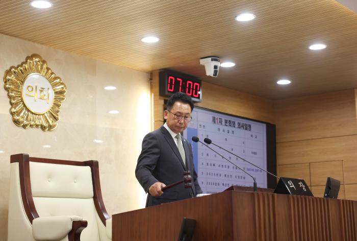 평택시의회, 제259회 제2차 정례회 개회… 총 51건 안건·20건 집행보고 상정 — 김산수 의원 ‘행사 예산 급증’ 구조개혁 촉구 기사 이미지