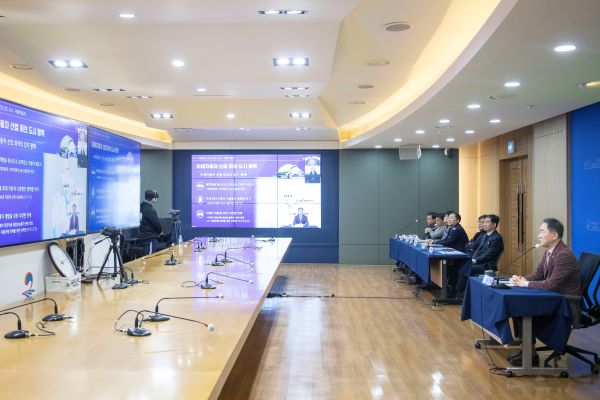 정장선 시장 KAIST 학과장 회의에서 지역 미래비전 밝혀사진평택시 제공