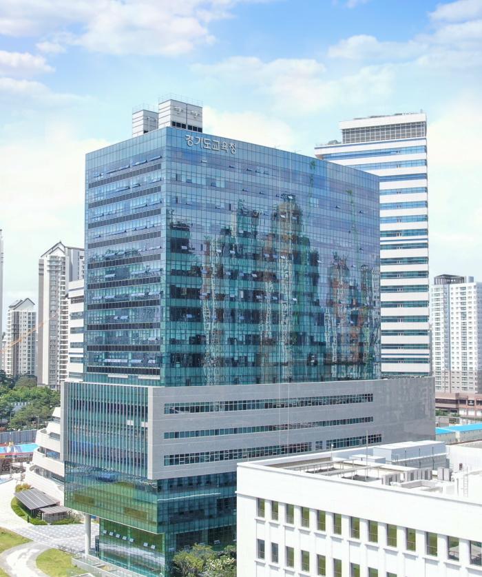 안정훈 과장, 학교 1,045곳 전기차 충전시설 의무 제외… “학생 안전 최우선” 기사 이미지