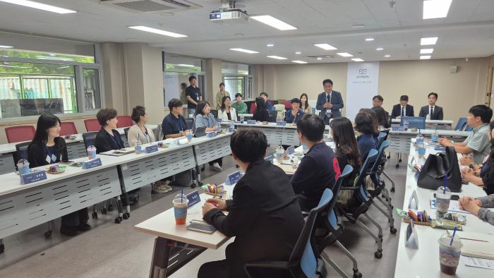 사각지대 없는 진로교육에 매진하는 이혁규 진로직업교육과장제공경기도교육청