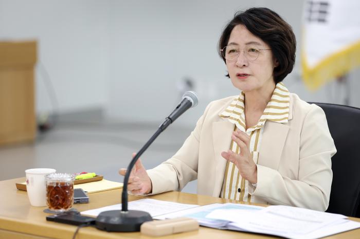 추미애 지사 “소통·협력으로 재정위기 넘자”… 도의회·실국과 해법 찾는다 기사 이미지